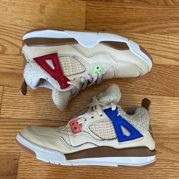 Air Jordan 4 Retro “Where the Wild Things Are” Sneakers - Picture 5 of 15